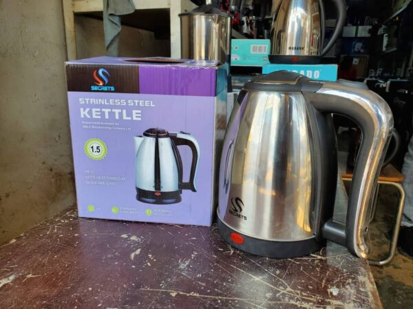 Secrets Stainless Electric Kettle 1.5L - Silver - Image 5