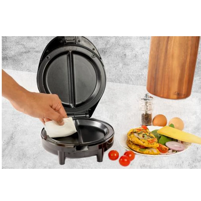 Geepas 1000W Omelette Maker