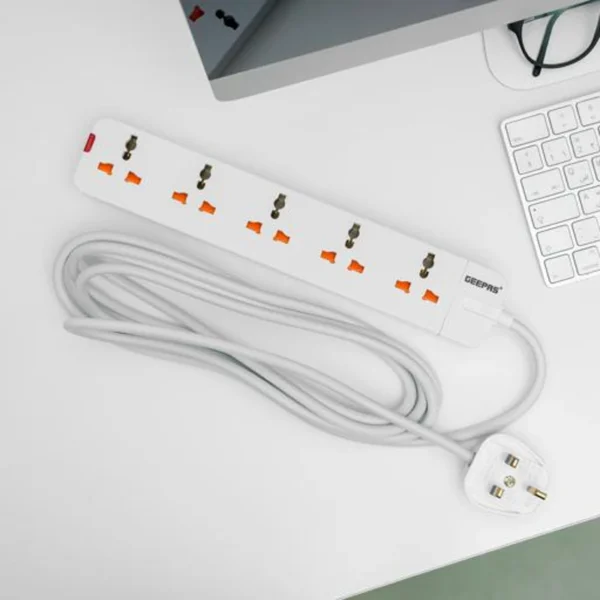 Geepas 5 Way Extension Socket